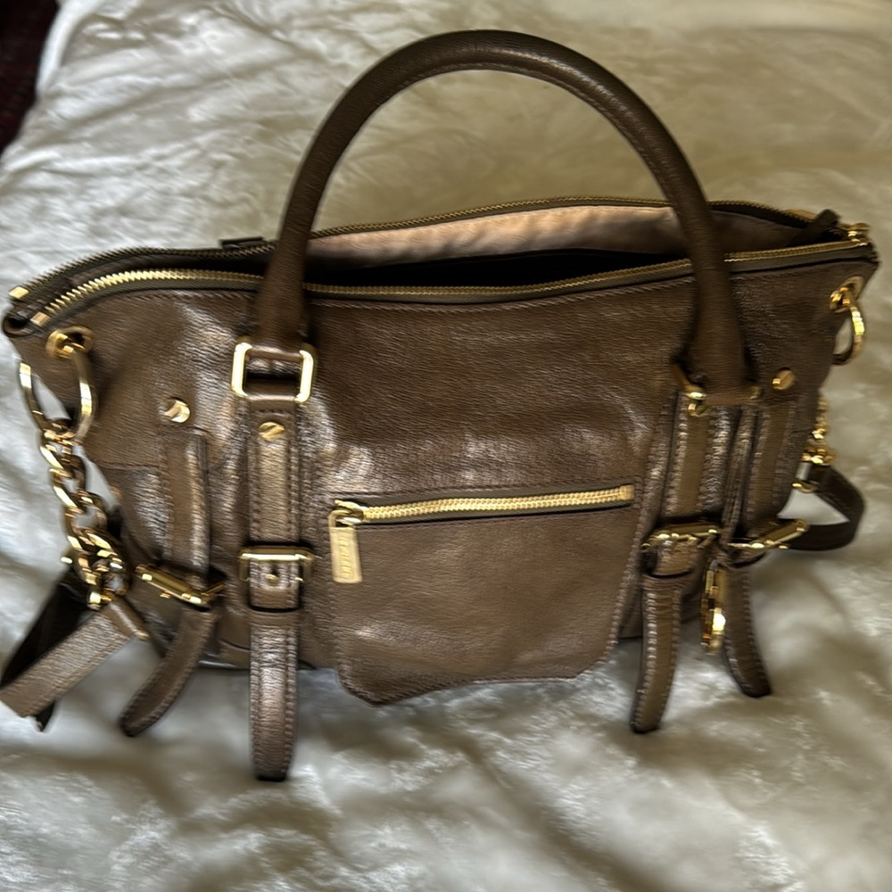 Michael Kors Leather bag. Very good condition